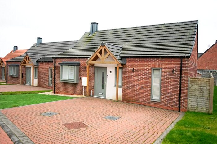 2 Bedroom Bungalow For Sale In Williams Way, Grimsby, Lincolnshire, DN33