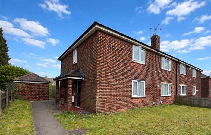 2 Bedroom Apartment For Sale In Warley Road, Scunthorpe, DN16