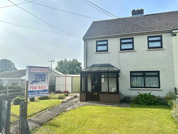 3 Bedroom House For Sale In Heol Y Maes, Pencarreg, Llanybydder, SA40