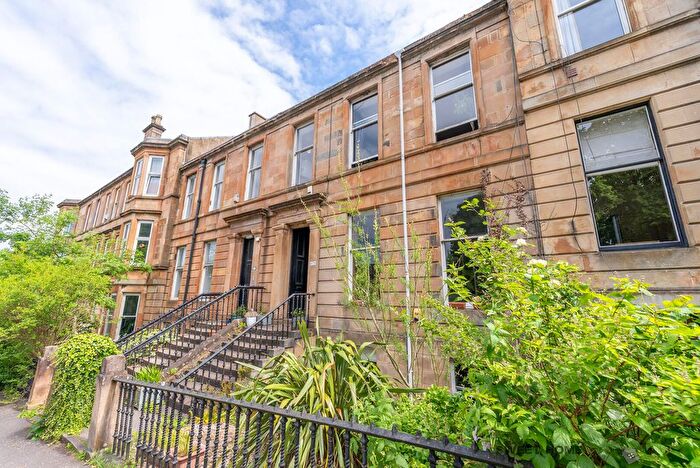 4 Bedroom Flat For Sale In Shields Road, Glasgow, G41