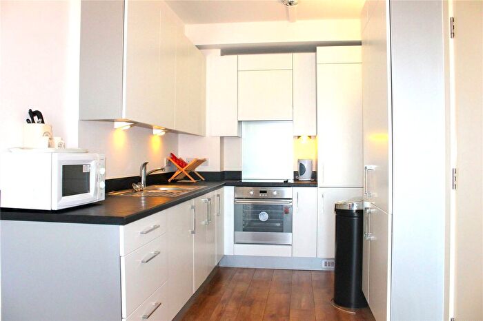 1 Bedroom Flat To Rent In Brighton Belle, Stroudley Road, Brighton, East Sussex, BN1