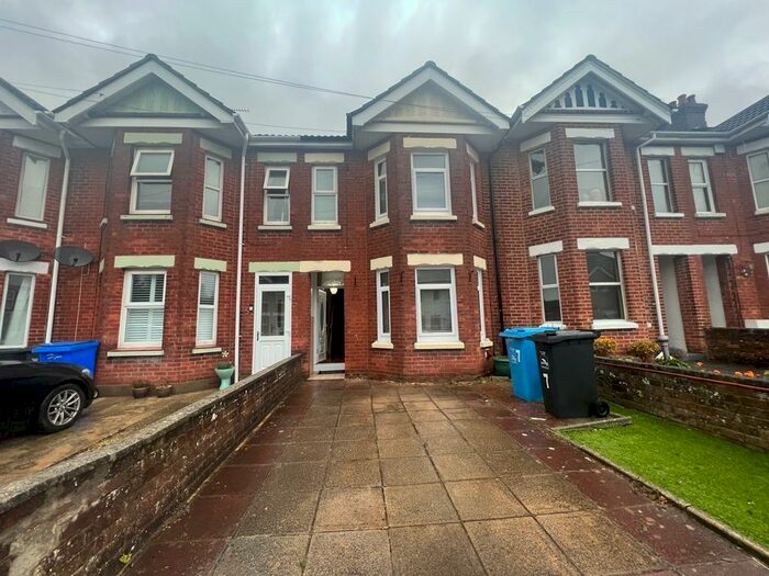 3 Bedroom House To Rent In Sandbourne Road, Poole, BH15