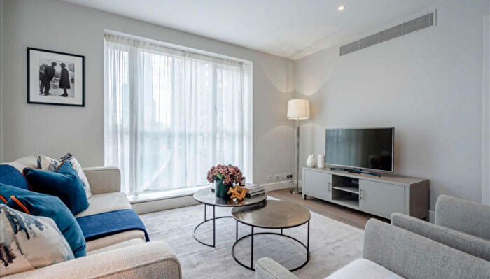 2 Bedroom Apartment To Rent In Westferry Circus, London, E14