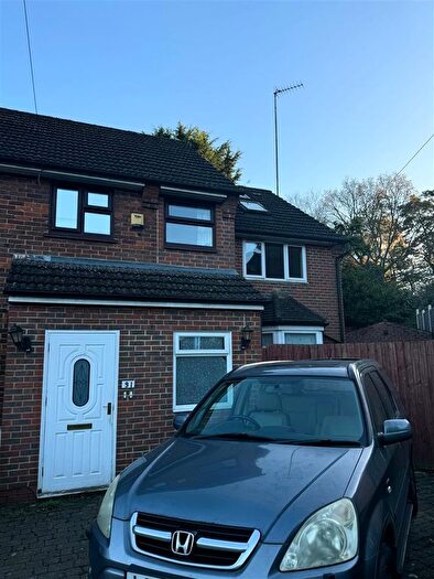 3 Bedroom Semi-Detached House To Rent In Beddington Road, Orpington, BR5