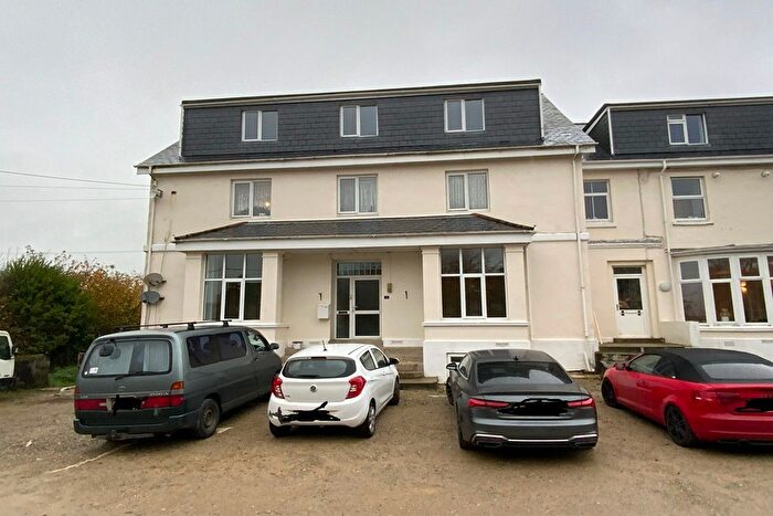 3 Bedroom Flat To Rent In Dousland, PL20