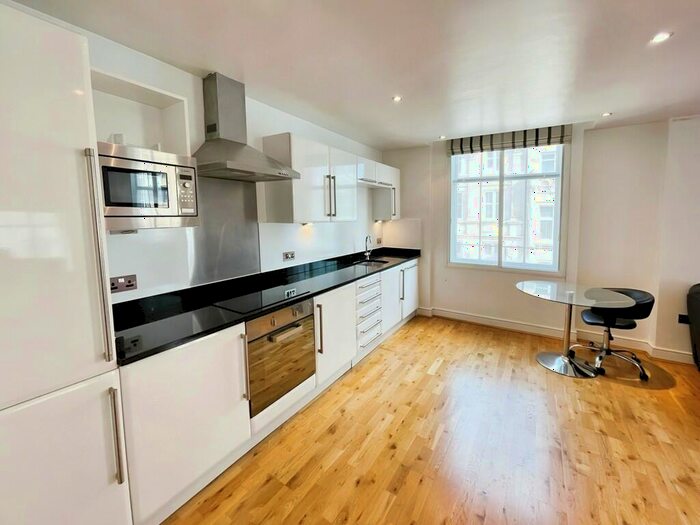 2 Bedroom Apartment To Rent In Bedford Chambers, Leeds, LS1