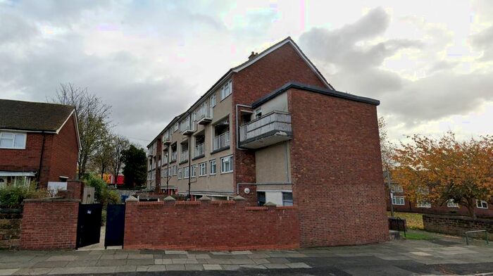 3 Bedroom Maisonette To Rent In Mill Lane, Liverpool, L15