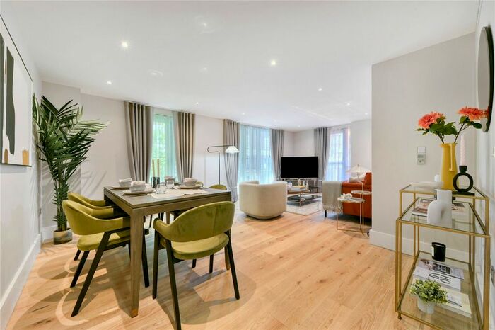 4 Bedroom Flat To Rent In Park View Residence, Baker Street, Baker Street, London, NW1