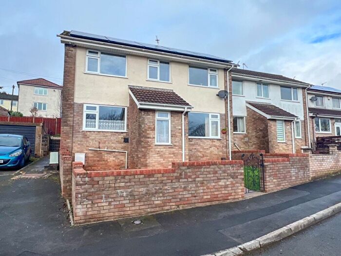 3 Bedroom End Of Terrace House To Rent In Eastwood Place, Portishead, BS20