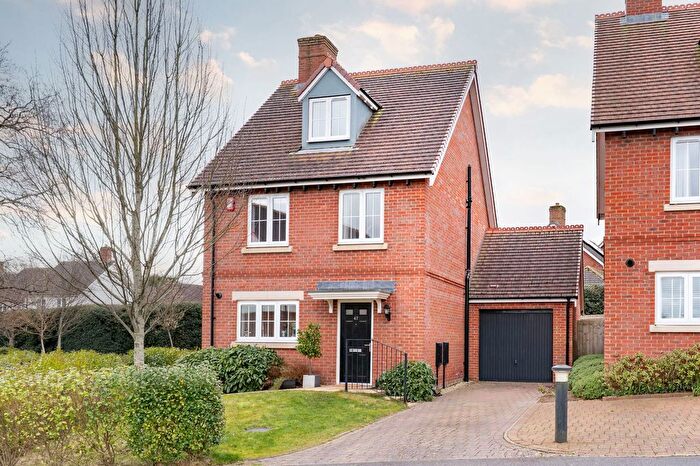 4 Bedroom Detached House For Sale In Butterwick Close, Barnt Green, B45