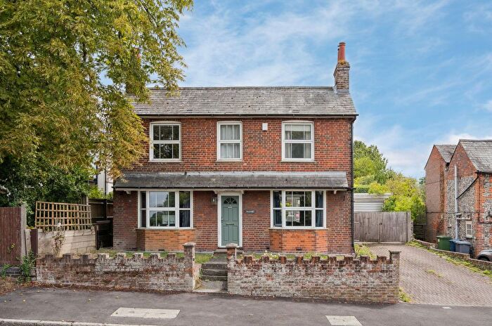 4 Bedroom Detached House For Sale In Aylesbury Road, Princes Risborough, HP27