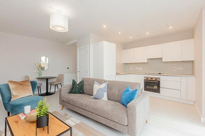 1 Bedroom Flat To Rent In Perryfield Way, London, NW9