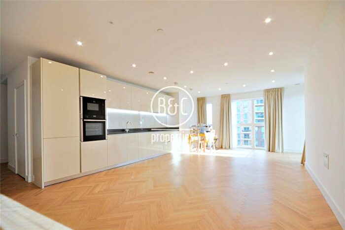 3 Bedroom Apartment To Rent In Pegler Square, Kidbrooke Village, London, SE3