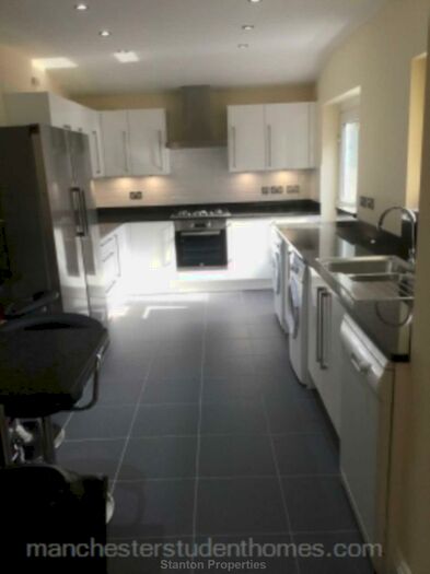 6 Bedroom Terraced House To Rent In See Video Tour, &# Pppw, Mabfield Road, Fallowfield, M14