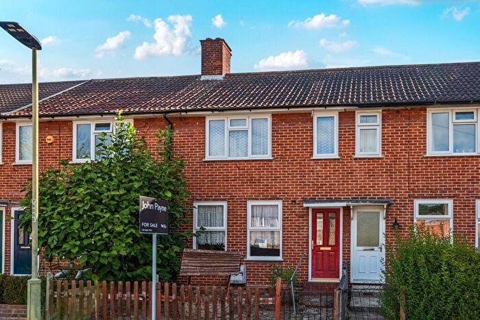 2 Bedroom Terraced House For Sale In Beaconsfield Road, London, SE9