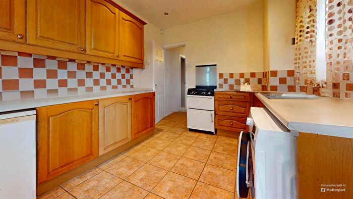 2 Bedroom Semi-Detached Bungalow For Sale In Fairhaven Road, Southport, PR9