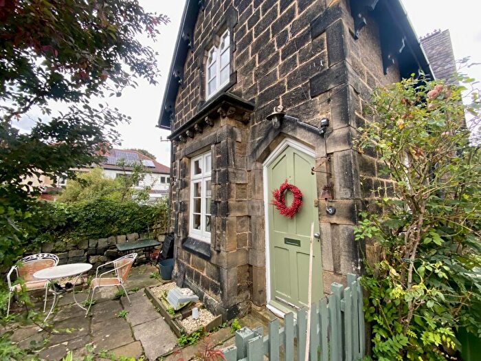 2 Bedroom Cottage To Rent In Alma Cottages, Leeds, LS6