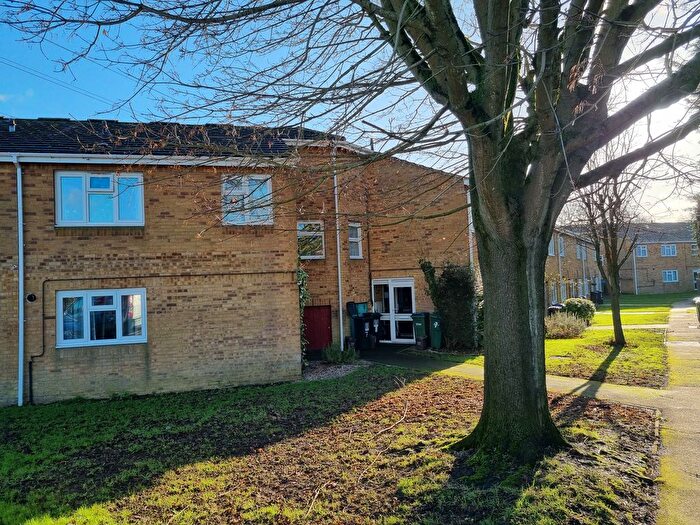1 Bedroom Flat To Rent In Coates Dell, Watford, WD25