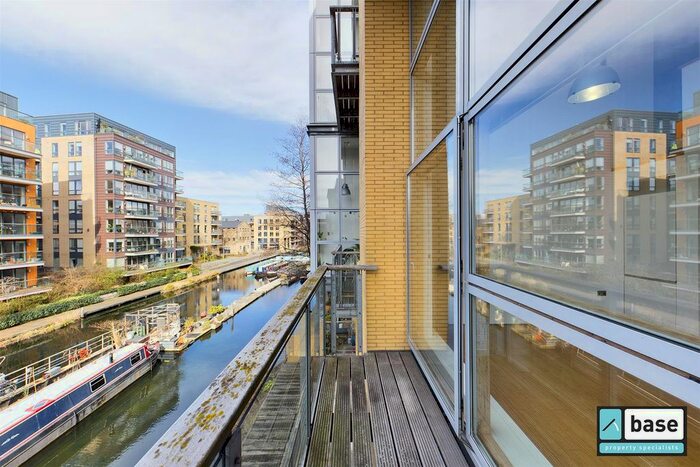 2 Bedroom Flat To Rent In Benyon Wharf, Kingsland Road, London, E8