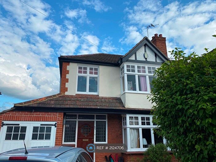 4 Bedroom Semi-Detached House To Rent In Cambridge, Cambridge, CB4