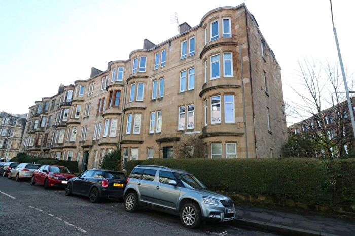 2 Bedroom Flat To Rent In Crossflat Crescent, Paisley, PA1