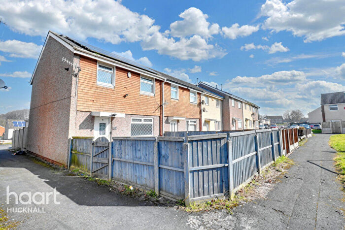 2 Bedroom End Of Terrace House For Sale In Huggett Gardens, Nottingham, NG5