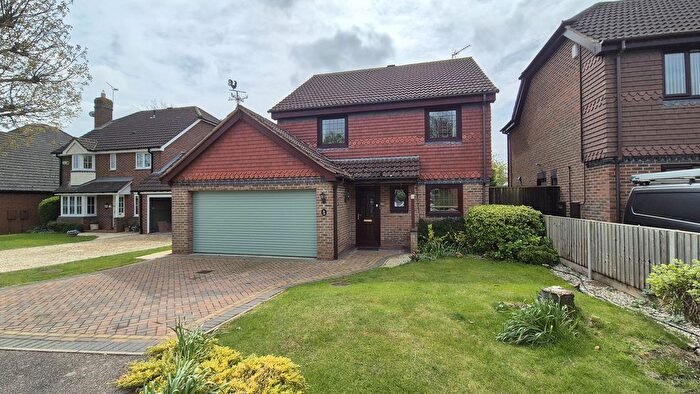4 Bedroom Detached House For Sale In Warwick Road, Southam, CV47