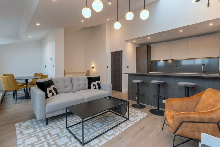 2 Bedroom Duplex To Rent In The Lancaster, Shadwell Street, Birmingham, B4