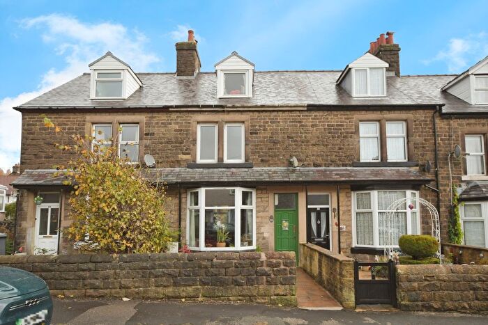 3 Bedroom Terraced House For Sale In Lightwood Road, Buxton, Derbyshire, SK17