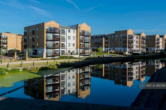 2 Bedroom Flat To Rent In Candle Street, London, E1