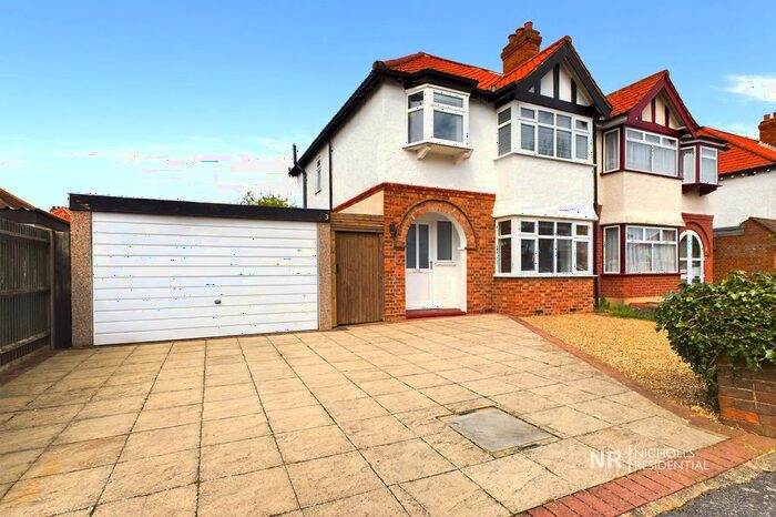 3 Bedroom Semi-Detached House To Rent In Fir Road, Sutton, Surrey, SM3