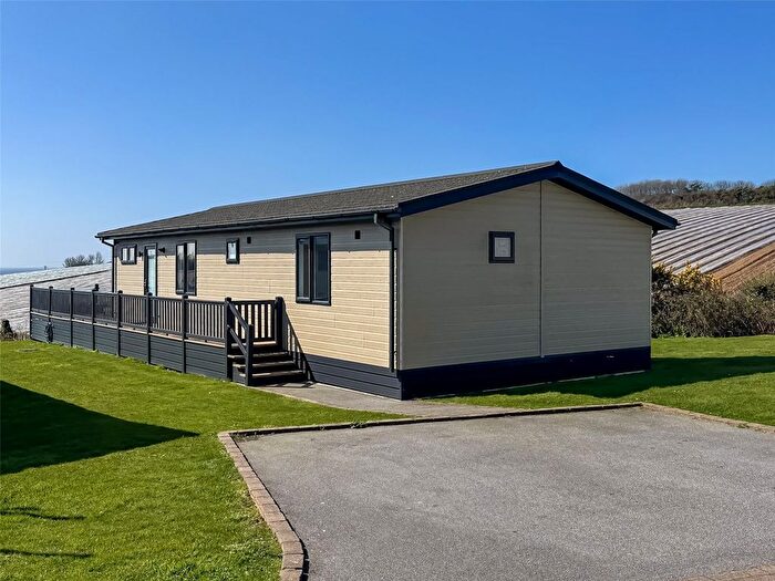 4 Bedroom Bungalow For Sale In Ocean View, Praa Sands Holiday Park, Praa Sands, TR20