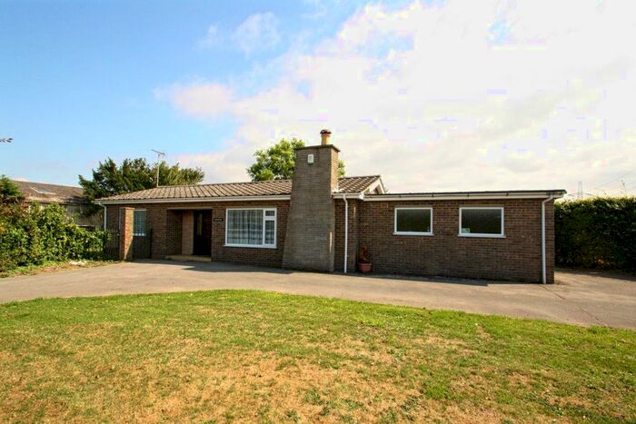 2 Bedroom Bungalow To Rent In Stockwell Gate, Whaplode, Spalding, PE12