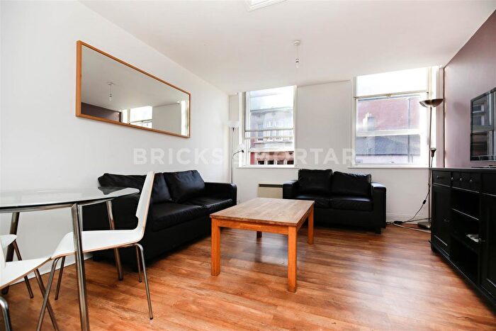3 Bedroom Flat To Rent In St. Andrews Street, Newcastle Upon Tyne, NE1