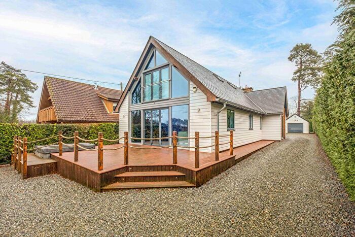 3 Bedroom Detached House For Sale In Headley Heath Approach, Tadworth, KT20