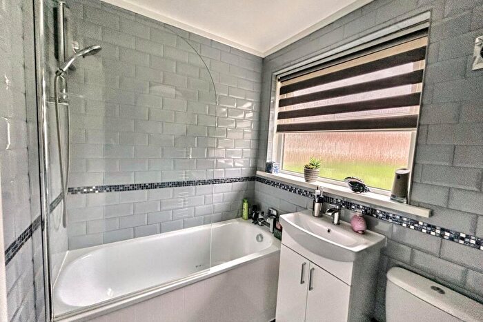 1 Bedroom Flat For Sale In Merley, BH21