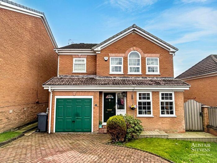 4 Bedroom Detached House For Sale In Highfield Drive, Royton, OL2