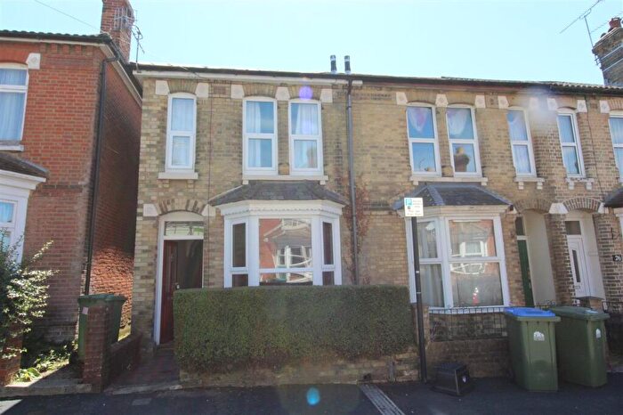 4 Bedroom End Of Terrace House To Rent In Cromwell Road, Southampton, SO15