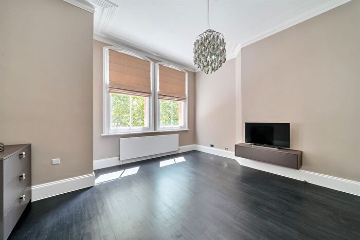 1 Bedroom Flat For Sale In Cromwell Road, London, SW5