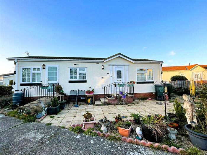 2 Bedroom Detached House For Sale In Chilton Farm Park, Fleet Road, Farnborough, Hampshire, GU14