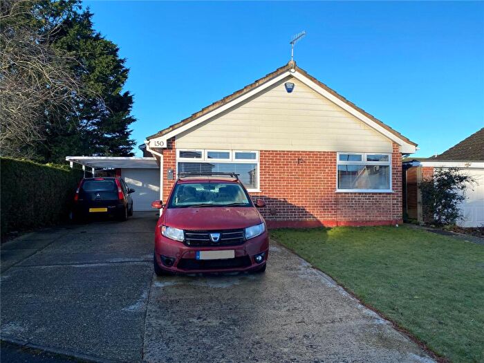 3 Bedroom Bungalow For Sale In Runnymede Avenue, Bearwood, Bournemouth, Dorset, BH11