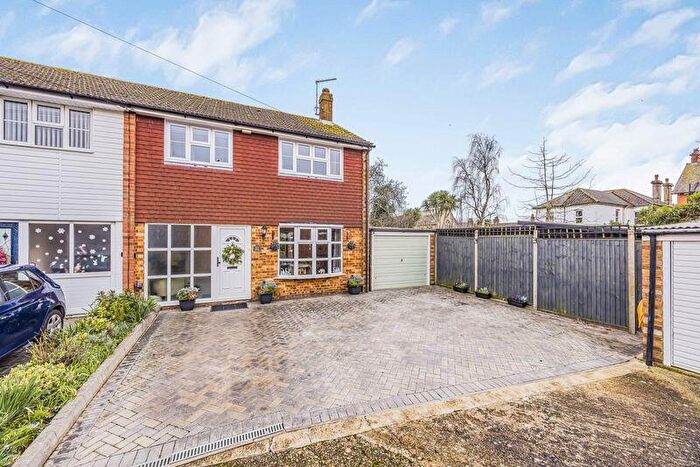 3 Bedroom House For Sale In Western Road, Havant, PO9