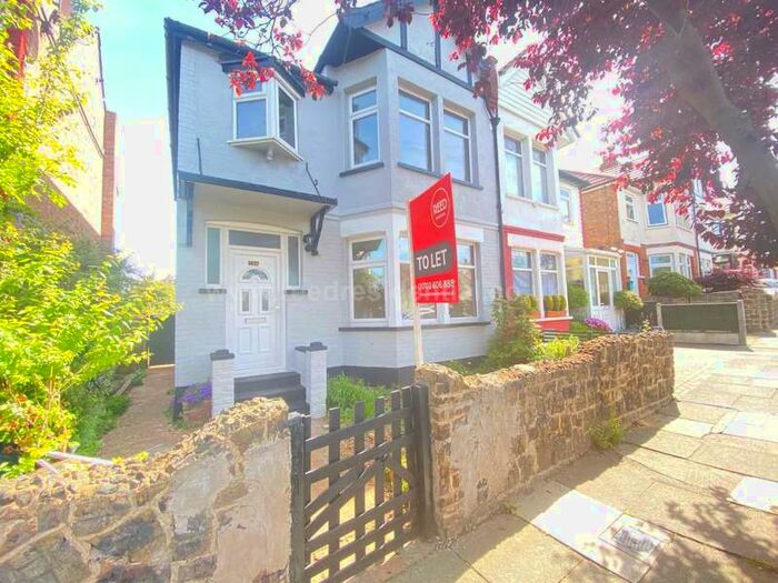 3 Bedroom House To Rent In St Benets Road, Southend On Sea, SS2