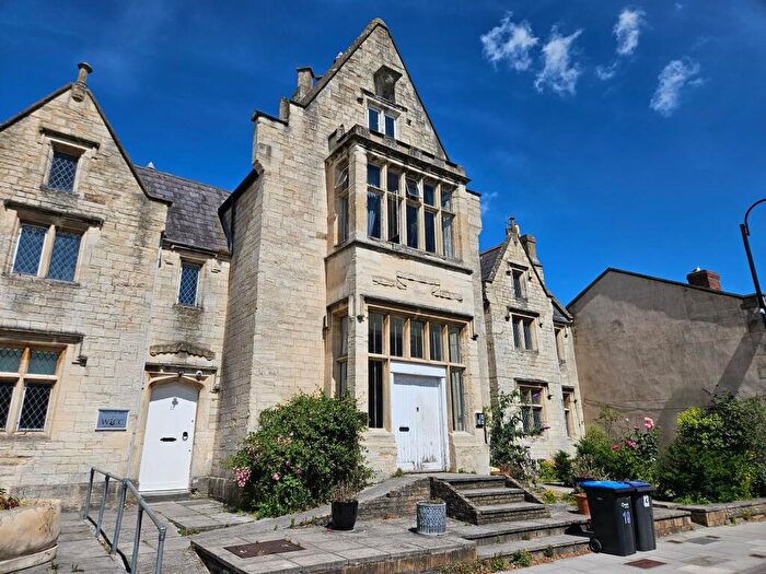 1 Bedroom Flat For Sale In Church Street, St. James Court Church Street, BA14