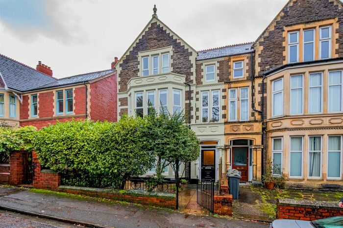 2 Bedroom Flat To Rent In Pencisely Road, Cardiff, CF5