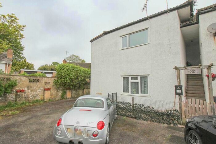 2 Bedroom Apartment For Sale In Furze Close, Weston-super-Mare, Somerset, BS22