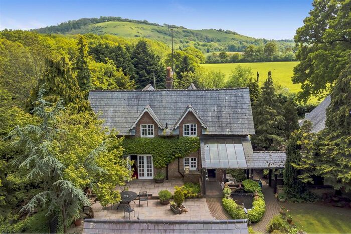 4 Bedroom Detached House For Sale In Henfield Road, Poynings, Brighton, BN45