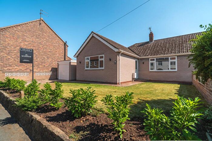 3 Bedroom Semi-Detached Bungalow For Sale In West Street, Leven, HU17