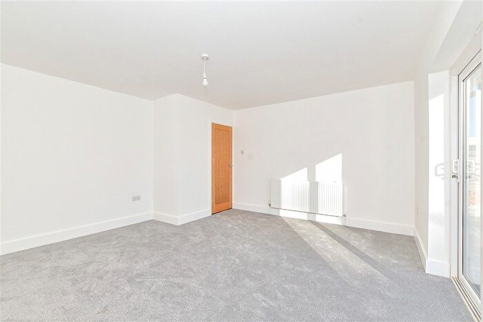 2 Bedroom Detached Bungalow For Sale In Cotwell Avenue, Waterlooville, Hampshire, PO8