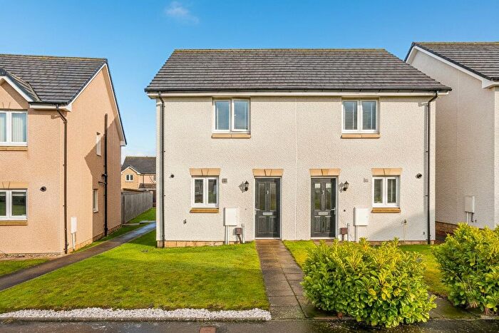 2 Bedroom Semi-Detached House For Sale In Cadwell Path, Gorebridge, EH23